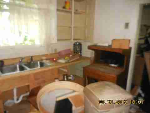 12794 Strathmoor (8)_m.jpg